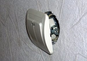 Замена выключателя света в квартире в Арзамасе